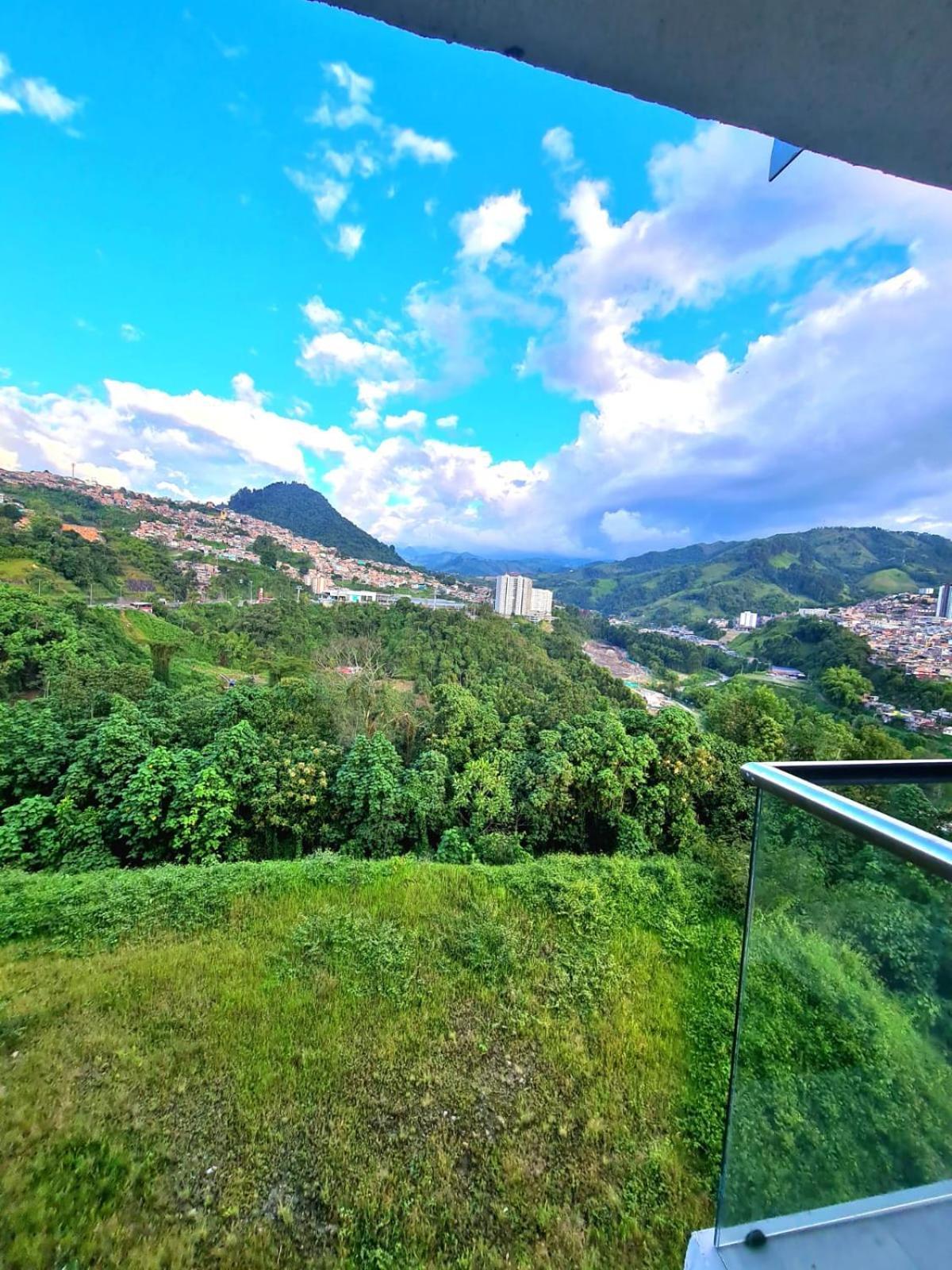 Moderno Apartamento Con Vista A Las Montanas Lägenhet Manizales Exteriör bild